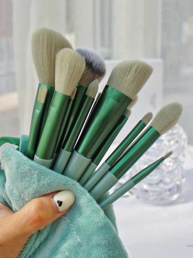 Makeup Brush Set with Bag & Sponge