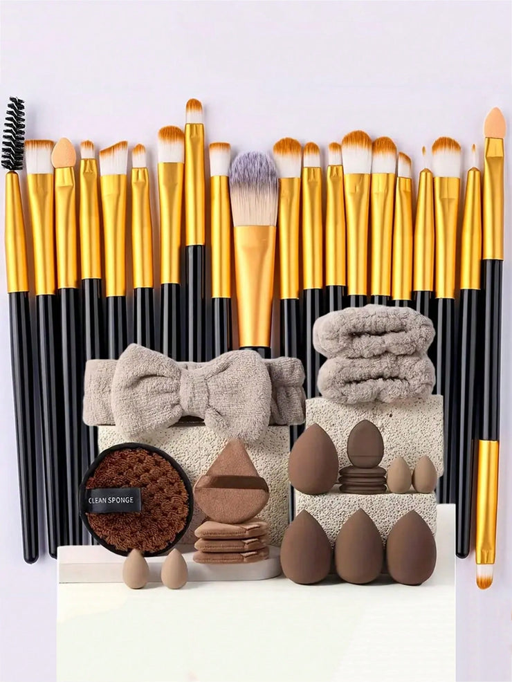 Makeup Brush Set with Bag & Sponge